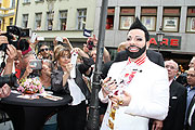 Harald Glööckler kam zur Eröffnung seines Münchner PopUp Stores in die Sendlinger Straße (©Foto. Marikka-Laiila Maisel)